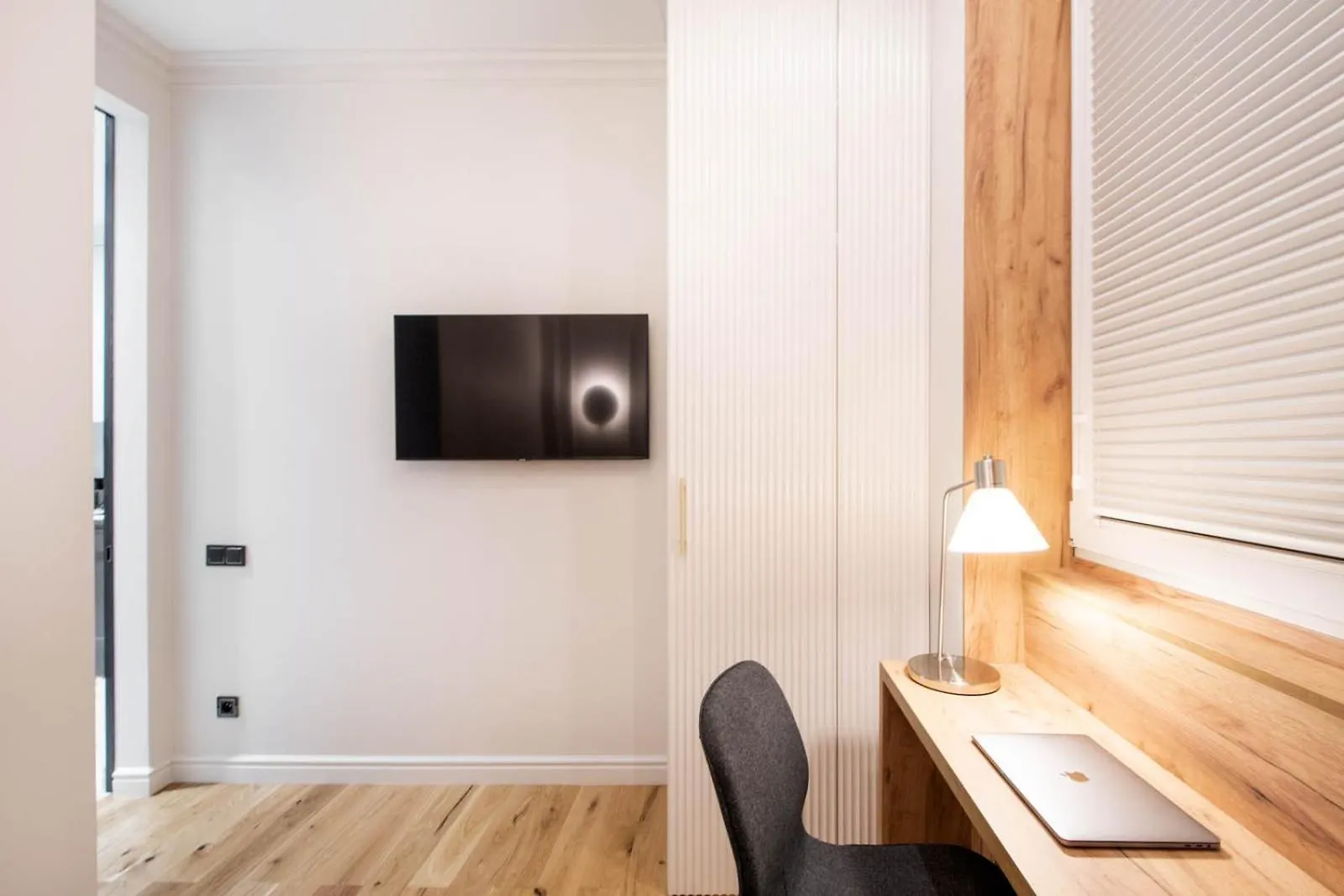 Stunning 2Bed With Terrace And Parking Apartment Warsaw 0*,  Poland